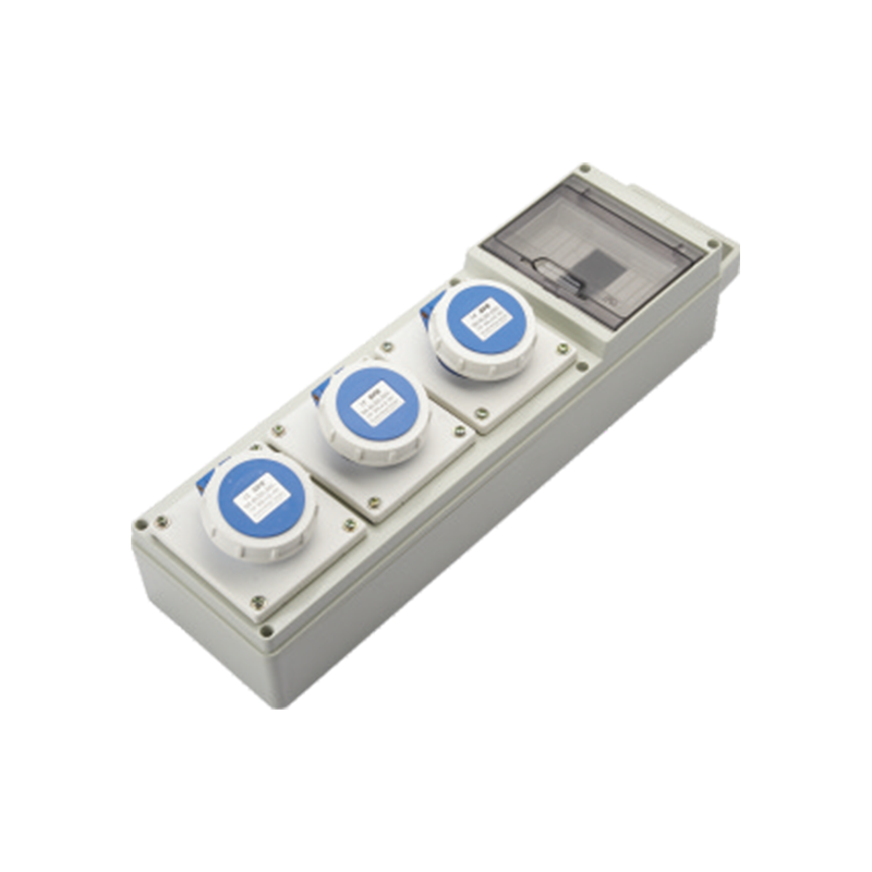 便携式插座盒1805